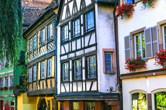 地标卡片法国Alsace地区富彩多的房屋斯特拉堡旧城市中心图片
