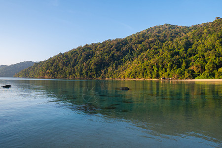 海滩天空泰国素林岛海热带屿和海洋图片