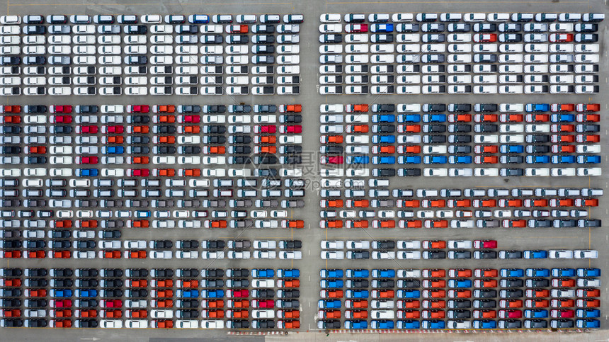 过境物流空中观视新汽车出口终点站等待深海港口进出的新车终端图片