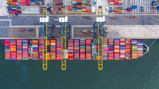 深海港集装箱船卸公海集箱船商业物流进出口货运空中俯视图半工业的预告片图片