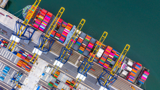 迪拜深海港集装箱船卸公海集箱船商业物流进出口货运空中俯视图船舶新西兰图片