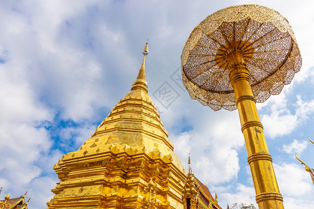 盛灵艺术金殿多伊苏西普天文寺空背景是著名的点和旅游目地图片