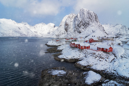 下雪的景色美观洛福滕群岛冬季风景挪威美丽的山地景观挪威斯堪的纳维亚冬季斯堪的纳维亚冬季场景欧洲图片
