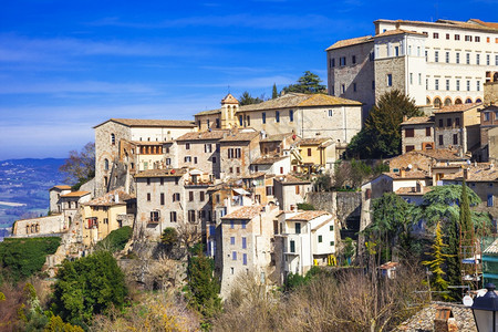 意大利中世纪城市托迪蓝色的翁布里亚意大利语图片