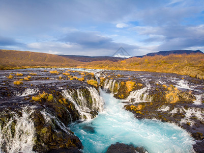 圆圈冰岛美丽的大连级布鲁马福斯瀑无人机春天图片