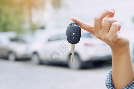 开锁塑料警报新车钥匙有特别低息贷款优惠的新车钥匙图片