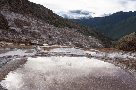 拉丁秘鲁圣谷马斯的盐矿梯田库科水晶图片