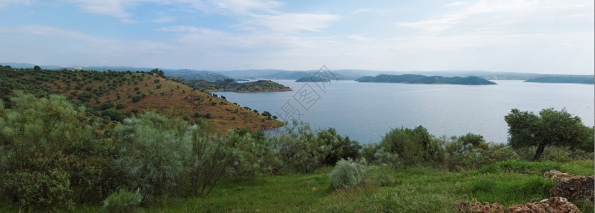 amoung湖地中海山丘小岛宽的西班牙图片