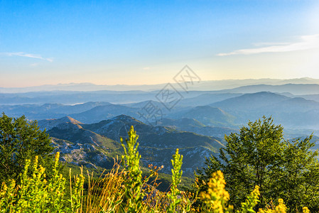 岩石旅游黑山脉在美好的日出黑山脉地中海图片