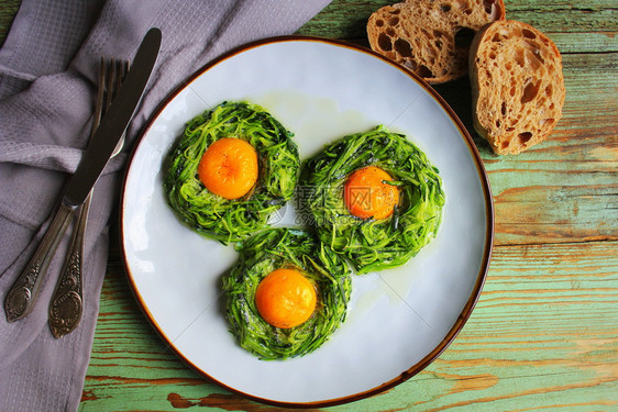 饮食早午餐开胃炒鸡蛋在西尼面网健康早餐最美观的烤鸡蛋在西尼面网最美景图片