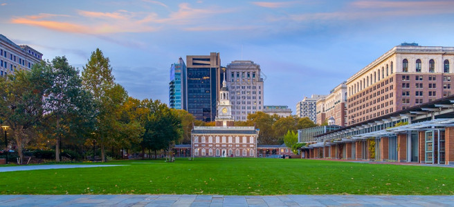 旅行塔美国宾夕法尼亚州费城独立大厅日出历史的图片