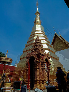 云老的泰国寺庙塔曼谷图片