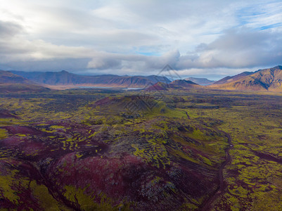 公园五颜六色的流纹岩火山Landmannalaugar作为冰岛纯净的荒野全景冰岛旅行图片