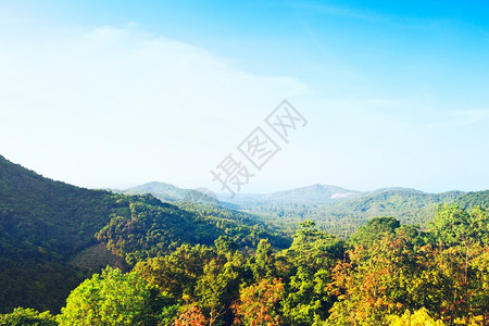 地平线黄色的广阔美丽热带风景高角度视图泰国图片