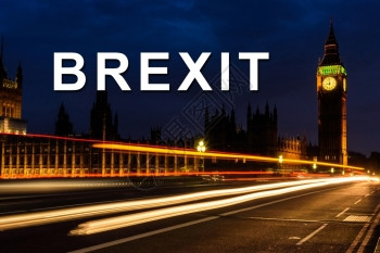 欧洲BigBenClock塔和议会大厦伦敦英国伦敦有选择地聚焦点夜间有灯光足迹的不定期或列颠出口欧元场景图片