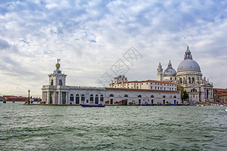 水意大利汽艇威尼斯美丽的建筑物贡多拉斯桥梁和运河的景象图片