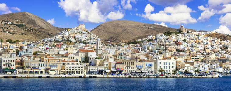 夏天风景观希腊美丽的岛屿SyrosErmoupoli市景色图片