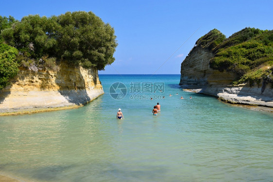 全景天蓝色希腊科孚岛西达里运河DrsquoAmour海滩夏天图片