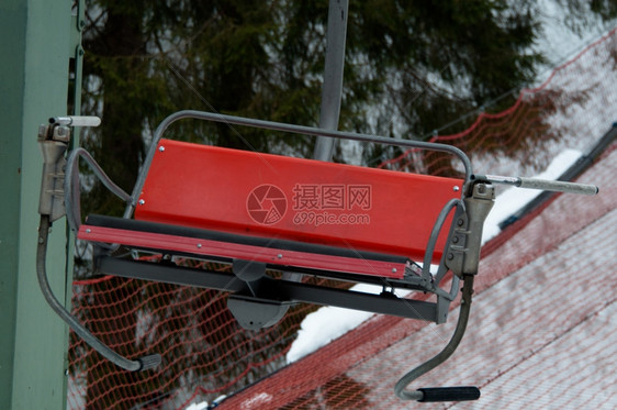 积极的天运动寒冬日旧滑雪扶椅详情图片