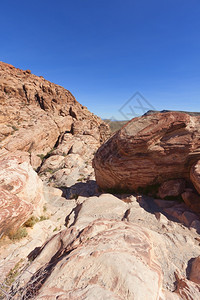 西南观察Mojave沙漠红岩峡谷的干地和红岩形成情况污垢保护图片