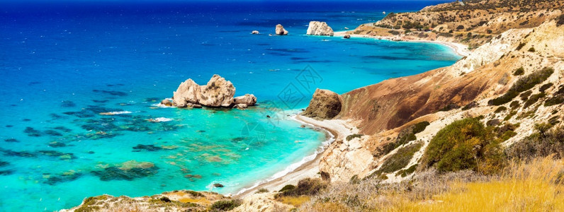 沿海塞浦路斯岛美好海洋和滩PetratouRomiou自然水图片