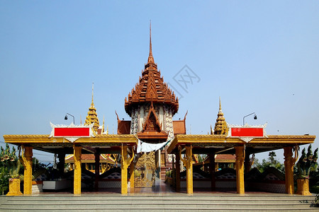 宁静场景旅行泰国寺庙watphetphumsuwan猜也蓬泰国传统的图片