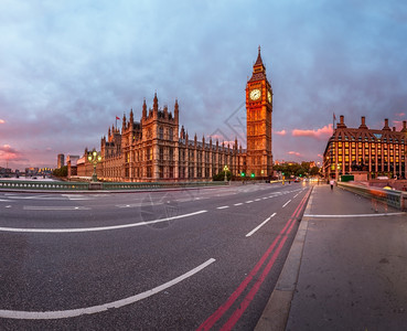 首都城市的标志伊丽莎白克时钟塔女王和英国伦敦莫宁伊丽莎白克时塔的威斯敏特宫及清晨威敏特宫的图片