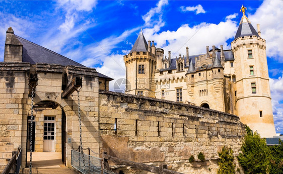 卢瓦尔河谷的伟大城堡索穆尔法国旅行和地标历史的受欢迎目地图片