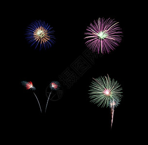 周年纪念日红色的黑暗夜空中爆炸彩色节庆四大烟花集在黑色背景上隔绝图片