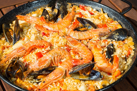 鲜活对虾西班牙海鲜饭背景