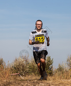 俄罗斯托利亚蒂Togliatti9月26日国际极端马拉松赫里亚切夫卡挑战2015年外部跑活动图片