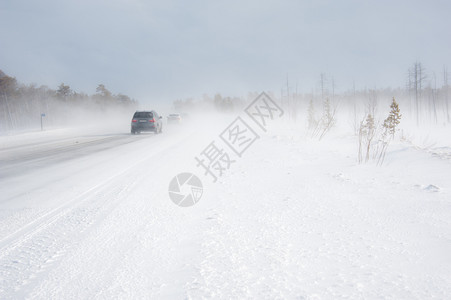 时间雪和冰的风险暴雪和冰的爆发险户外季节图片