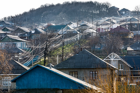 质地第三世界景观照片村里的电线单位千米森林夏天图片