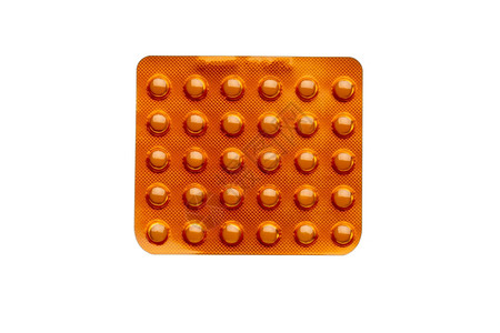 鲁克伦科房屋止痛药白色背景上隔离的泡罩包装中橙色药丸白背景上的泡