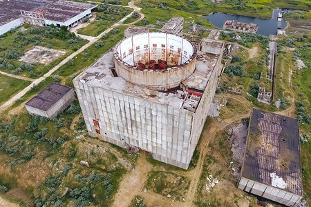 堵塞建造旧被废弃的未完成核电厂和的核电厂破坏图片