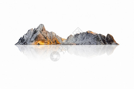 挪威岩石顶峰山地岛屿或冬季山丘雪中白与剪切路隔绝摄影配合山区积雪孤立图片