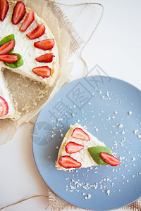 草莓起司蛋糕图片