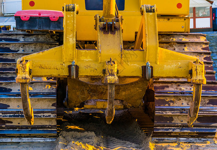 推土机重型基建械地面移动设备后的犁地工人挖泥船强大的图片