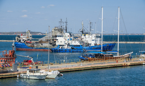 货运商业的游客乌克兰奥德萨Odessa04219Odessa海港口和码头与私人游艇泊车处的视图Odessa海港位于奥德萨的私营游图片