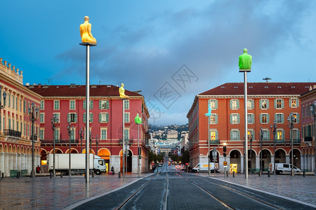 蔚蓝城市中央早晨的马塞纳广场尼斯法国图片