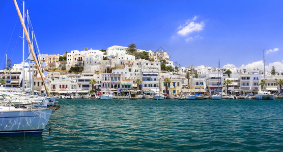 画报海岸线夏天纳克索斯岛希腊热门旅游景点海洋和老旧城镇图片