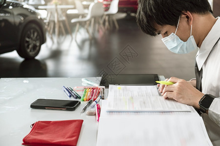 准备入学考试以习网上数字家庭作业知识学校的教培训校对PortnoyFoolFinlandInOffice在家工作入口网络图片