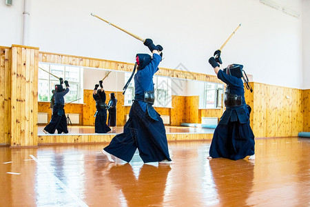 肖像士乃亚洲人近距离亲拳手的康多与日本战武术决斗之体育运动图片