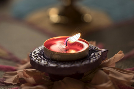 2解析和优质的美照片diwali节光传统优质的美容照片概念2高品质的美容照片传统喜庆的印度人盘子图片