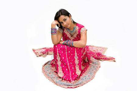 水钻印度人美丽的孟加拉新娘穿着色彩多的衣做梦与世隔绝传统的图片