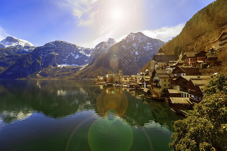 巴伐利亚阿尔卑斯湖的美景草夏天平静的图片