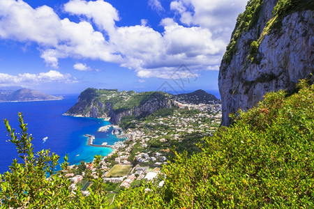 浪漫的旅行意大利暑假意大利坎帕尼亚美丽的卡普里岛地中海图片