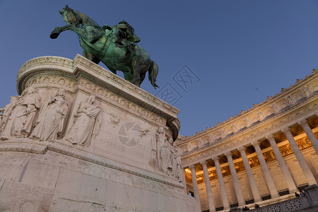 Vittoriale在它的白色辉煌罗马威尼斯广场意大利首都胜者维托里奥图片