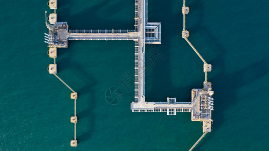 安全终端技术空中查看原油和天然气终点站商业港口装载军火油和天然气炼厂图片