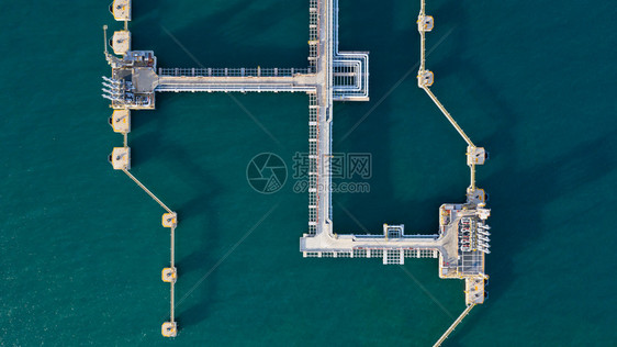 安全终端技术空中查看原油和天然气终点站商业港口装载军火油和天然气炼厂图片